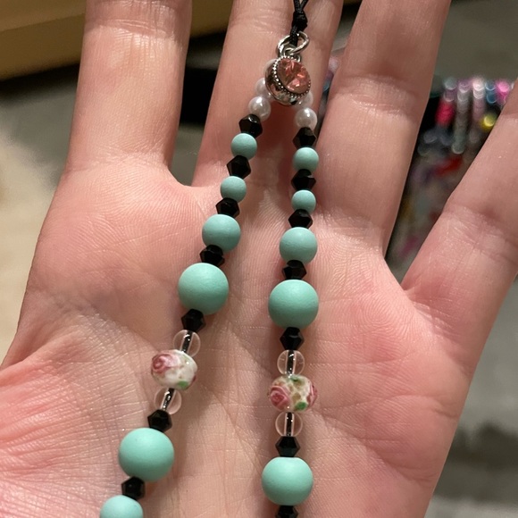 Phone String!! 🌹Rose🌹& Black Swarovski Theme! - Picture 7 of 10